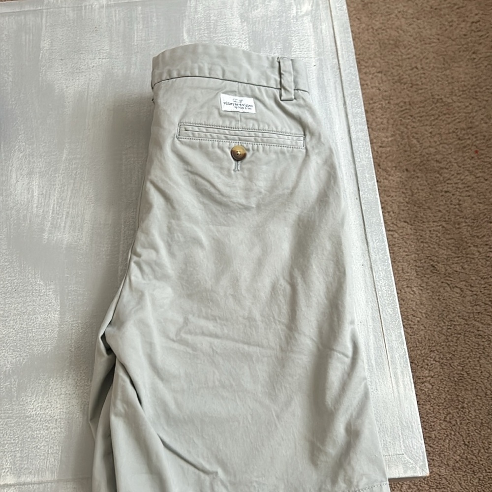 Shorts - Picture 3 of 5